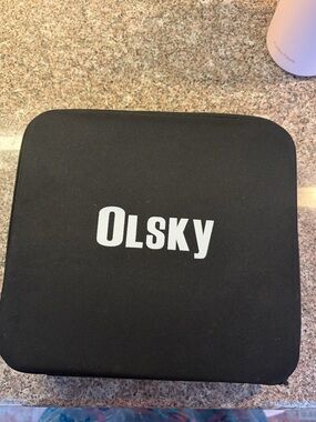 Olsky Black Zip Massage Gun with Travel Case